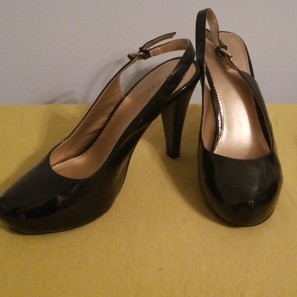 Sling back heels